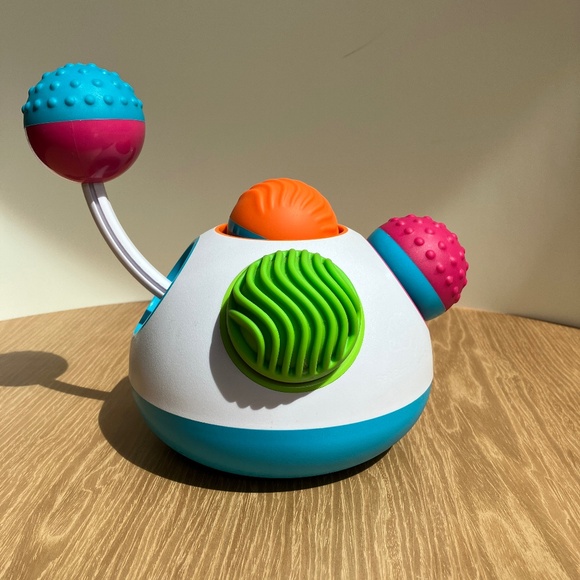 Fat Brain Toys Klickity - Picture 1 of 4
